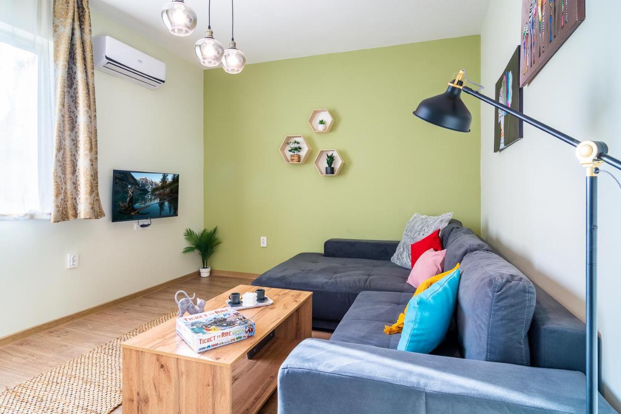 Madrid 2Bdr W Free Parking Near Metro, Serdika Mall Sofia Exterior foto