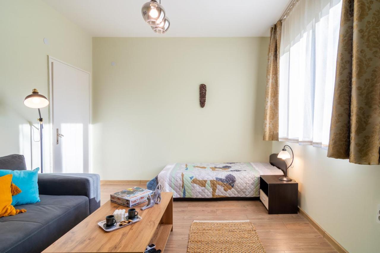 Madrid 2Bdr W Free Parking Near Metro, Serdika Mall Sofia Exterior foto